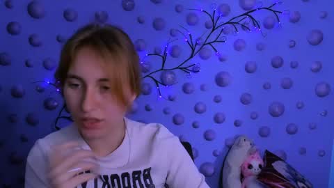 rima_like online show from April 26, 2026, 7:22 pm