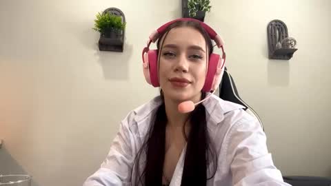 Emily online show from September 19, 2025, 5:31 am