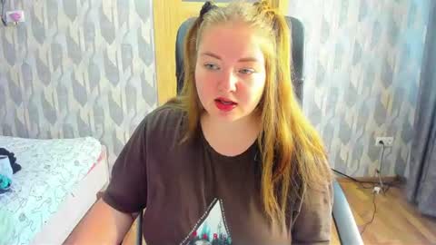 rina16 online show from July 31, 2026, 10:25 am