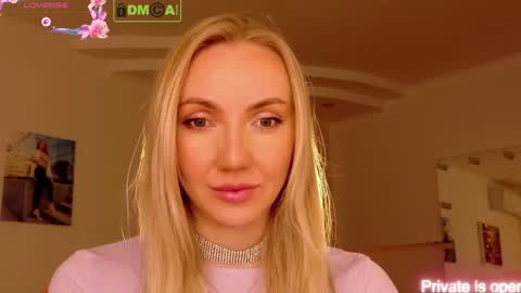 Rina Asty online show from June 1, 2026, 3:58 pm