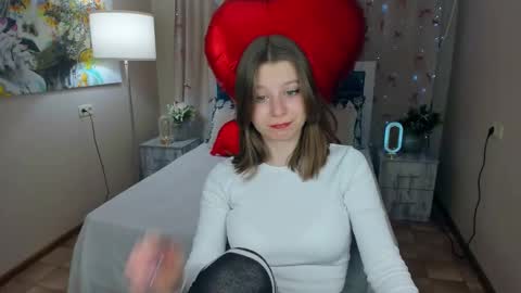 rinacake online show from February 18, 2026, 2:57 pm