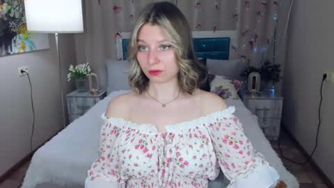 Snapshot of rinacake chatting on July 10, 2026, 10:18 am rinacake online show from July 10, 2026, 10:18 am