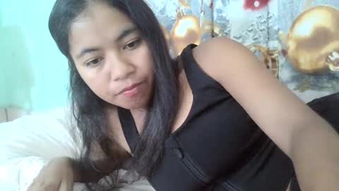 rinah856024 online show from February 1, 2025, 7:47 am