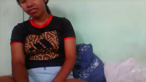 rinah856024 online show from December 22, 2025, 7:38 am