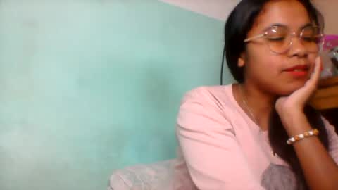 Snapshot of rinah856024 chatting on June 15, 2026, 4:20 pm rinah856024 online show from June 15, 2026, 4:20 pm