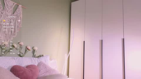 Rina online show from September 13, 2025, 10:37 am