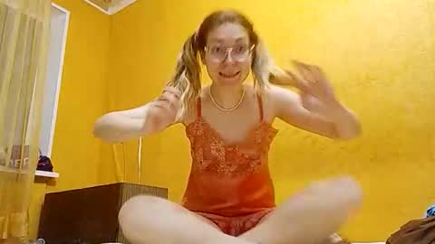 Snapshot of rinettawilss chatting on December 10, 2024, 11:30 pm RinettaWilss online show from December 10, 2024, 11:30 pm
