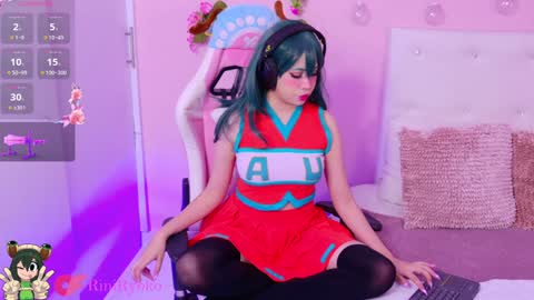    online show from December 4, 2024, 10:41 pm