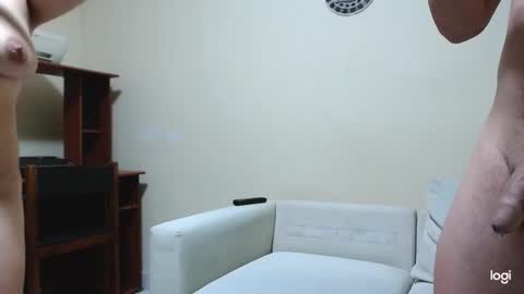 Snapshot of rio_and_sophia chatting on December 13, 2024, 6:42 am rio_and_sophia online show from December 13, 2024, 6:42 am