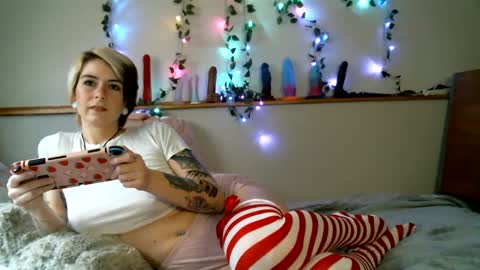 Snapshot of rionasmiiiles chatting on December 11, 2024, 3:58 pm Riona Smiiiless online show from December 11, 2024, 3:58 pm