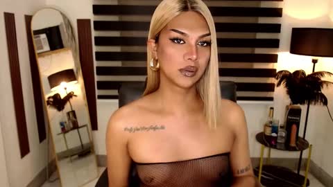 riri online show from January 6, 2025, 1:30 pm