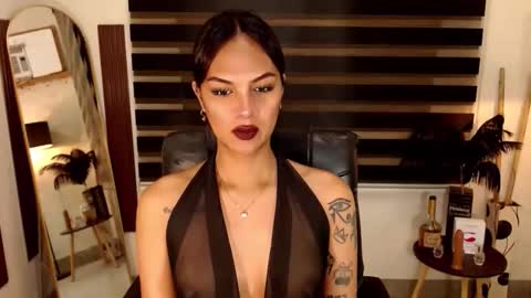 riri online show from November 25, 2025, 5:18 am