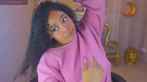 Snapshot of risada_temptation_s chatting on October 26, 2025, 12:44 pm Risada online show from October 26, 2025, 12:44 pm