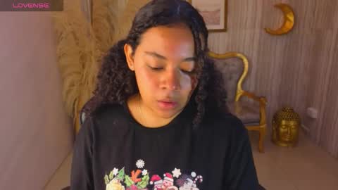 Snapshot of risada_temptation_s chatting on November 2, 2025, 3:20 am Risada online show from November 2, 2025, 3:20 am