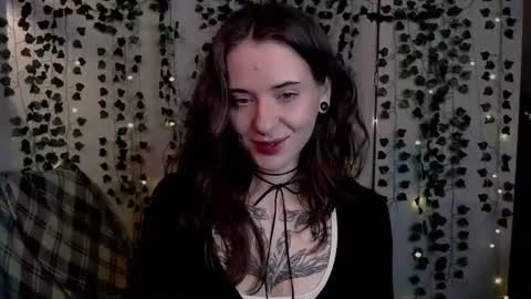 risha_laass online show from July 5, 2026, 8:05 pm