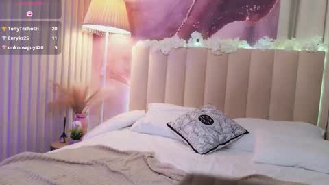 Sweet Rita Verginia  online show from September 22, 2025, 7:16 pm