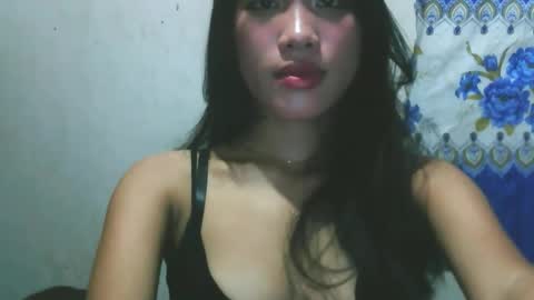 riyu77 online show from December 15, 2025, 2:05 am