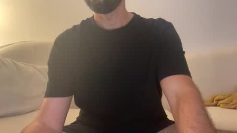 rlggggn42 online show from November 8, 2025, 5:56 pm