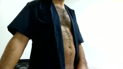 Snapshot of rnero67 chatting on June 18, 2026, 6:23 pm Rnero67 online show from June 18, 2026, 6:23 pm