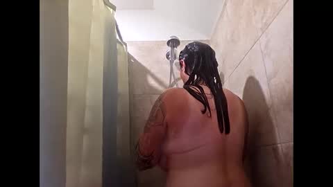 rnrbeauty99 online show from September 26, 2025, 7:18 pm