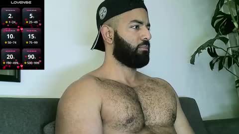 SebasRoa online show from October 1, 2025, 3:07 pm