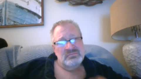 rob872217 online show from January 1, 2025, 1:47 am