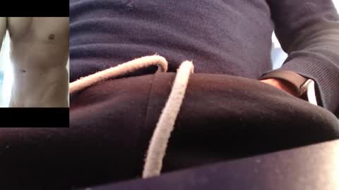 robby66_56 online show from January 9, 2026, 10:29 am