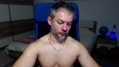 robbyshawz online show from December 8, 2024, 9:35 am