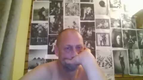 robert69huge online show from February 14, 2026, 2:30 am