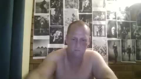 robert69huge online show from February 26, 2026, 8:46 am