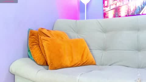 robert_kingg online show from February 4, 2025, 11:49 am