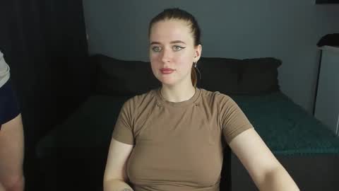 Snapshot of robert_lisa chatting on September 26, 2025, 8:24 pm Lisa and Robert i am online all days 900 am GMT3 online show from September 26, 2025, 8:24 pm