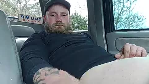 Snapshot of robertd5094 chatting on February 23, 2025, 6:23 pm robertd5094 online show from February 23, 2025, 6:23 pm