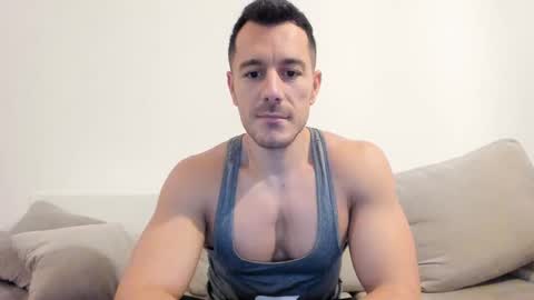 roberto4ever online show from November 28, 2025, 5:21 am