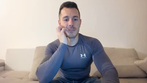 roberto4ever online show from January 11, 2026, 2:44 pm