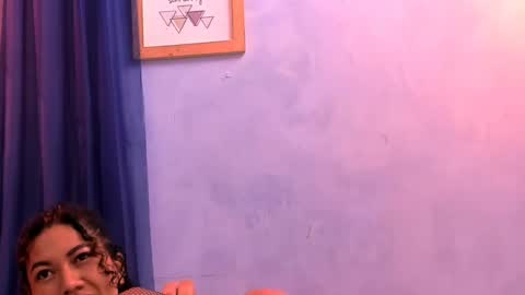 Roberts kloe online show from February 24, 2025, 5:31 pm