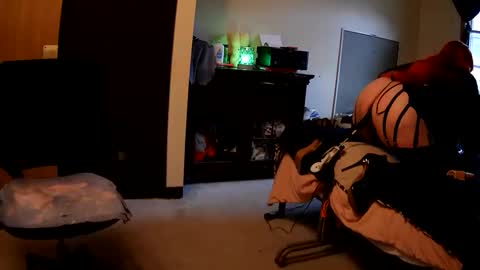 RobinHEAD online show from March 16, 2026, 1:59 pm