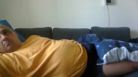 robin online show from April 19, 2026, 8:46 am