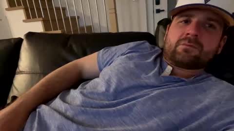 robinsonpainting1 online show from January 10, 2025, 6:53 am