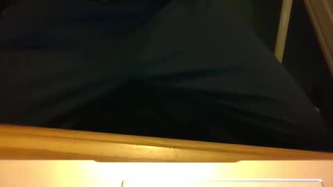 Snapshot of robjh1273 chatting on April 2, 2026, 8:39 pm Roger online show from April 2, 2026, 8:39 pm