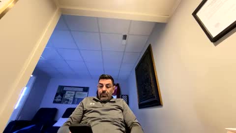 Snapshot of roblatino12 chatting on December 22, 2024, 8:14 pm roblatino12 online show from December 22, 2024, 8:14 pm