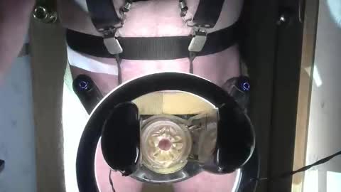 Robodickmilker online show from February 18, 2026, 12:39 am