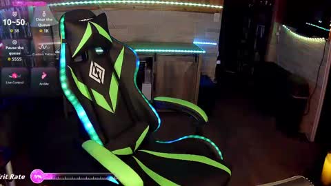 Tequila and Whiskey online show from November 4, 2025, 1:38 am