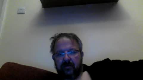 Snapshot of robxx32 chatting on December 23, 2025, 6:44 am robxx32 online show from December 23, 2025, 6:44 am