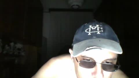 robertino online show from March 1, 2025, 7:59 pm