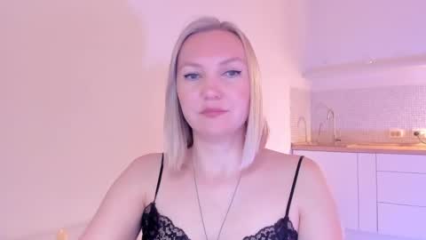 Snapshot of rock__baby chatting on December 18, 2024, 8:47 pm rock__baby online show from December 18, 2024, 8:47 pm