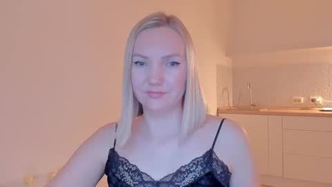 Snapshot of rock__baby chatting on January 23, 2025, 6:49 am rock__baby online show from January 23, 2025, 6:49 am