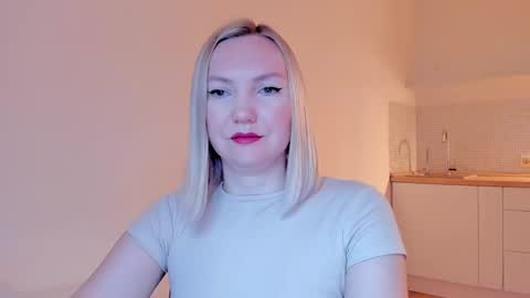 Snapshot of rock__baby chatting on January 24, 2025, 11:23 pm rock__baby online show from January 24, 2025, 11:23 pm