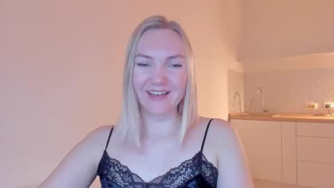 Snapshot of rock__baby chatting on February 5, 2025, 10:12 pm rock__baby online show from February 5, 2025, 10:12 pm