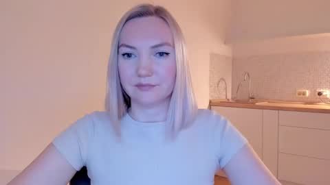 Snapshot of rock__baby chatting on February 19, 2025, 2:01 am rock__baby online show from February 19, 2025, 2:01 am